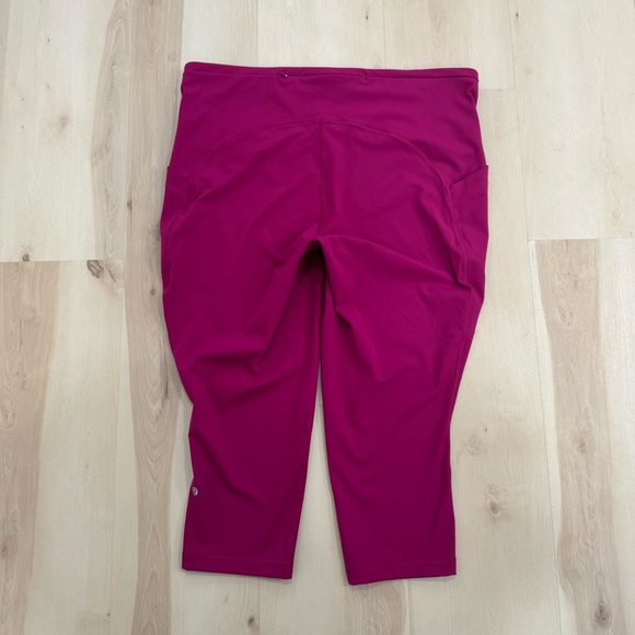 EUC Lululemon Swift Speed High-Rise Crop 21" Size 20 LW6CBKS Magenta Purple - Picture 10 of 16
